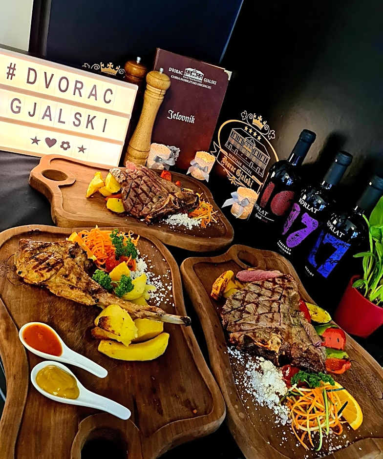 Hotel & Restoran Dvorac Gjalski