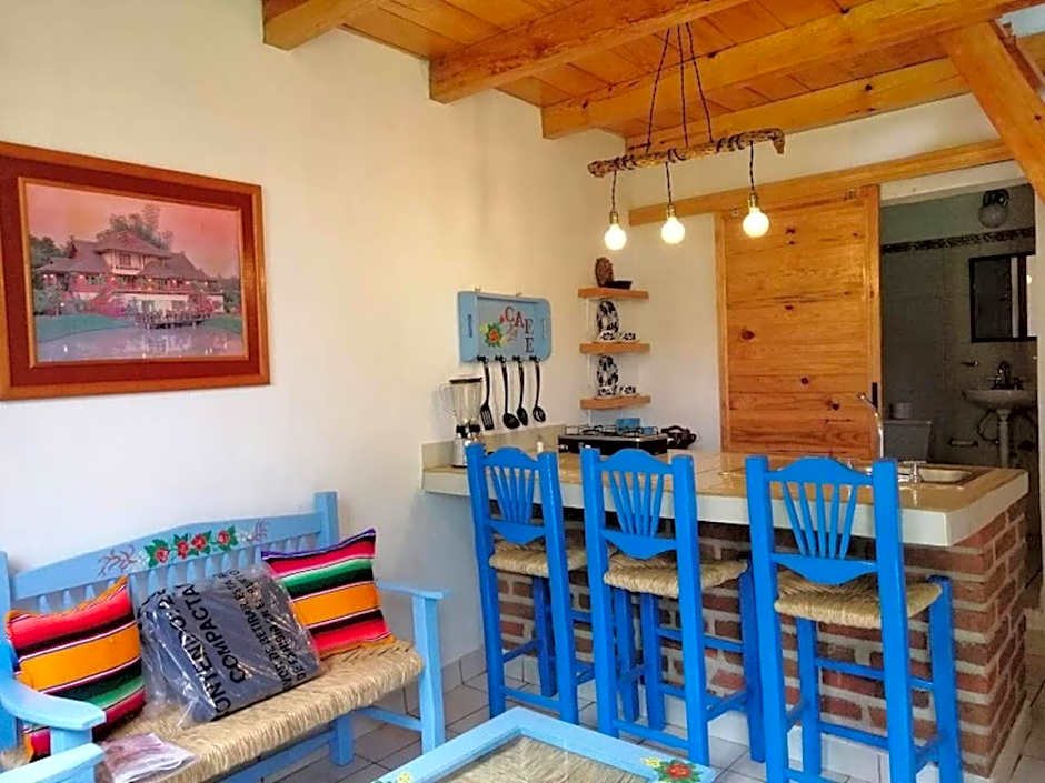 Htl & Villas Las Glorias Mazamitla, céntricas, parking, jardín