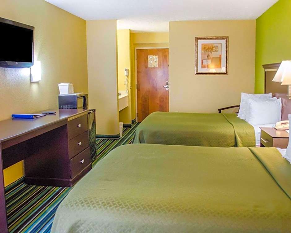 Quality Inn & Suites Medina - Akron West