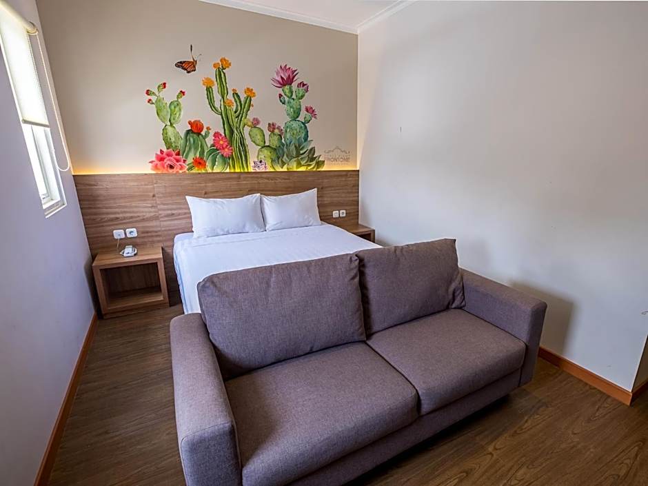 Three Eight Front One Boutique Batu Malang