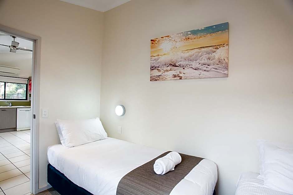 Shoal Bay Holiday Park