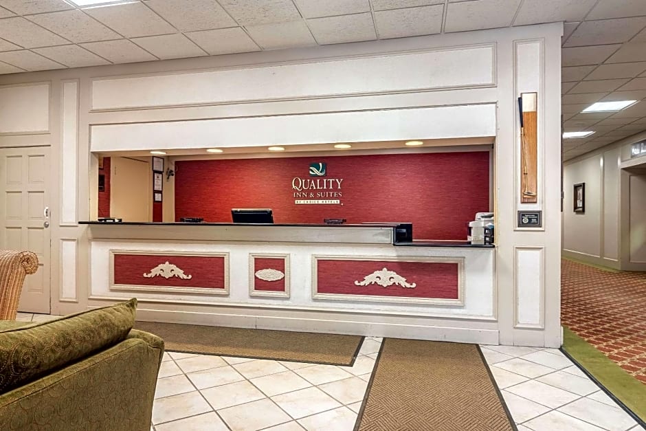 Quality Inn & Suites Indiana