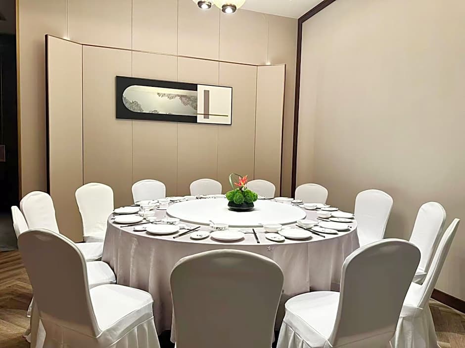 Holiday Inn Taiyuan City Center By IHG