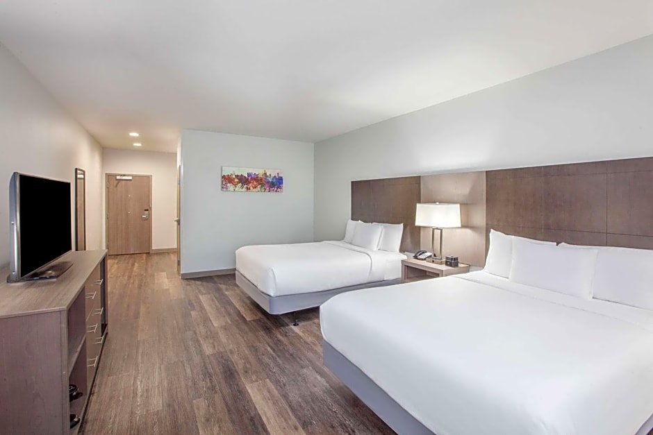 La Quinta Inn & Suites by Wyndham Dallas - Duncanville