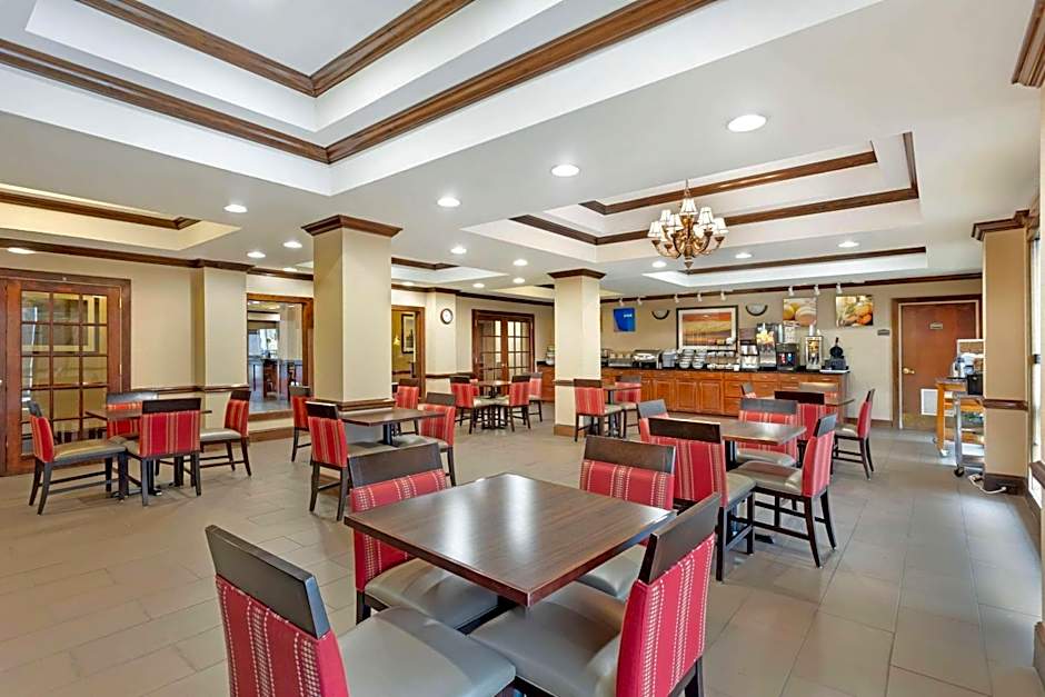 Comfort Inn & Suites Carneys Point