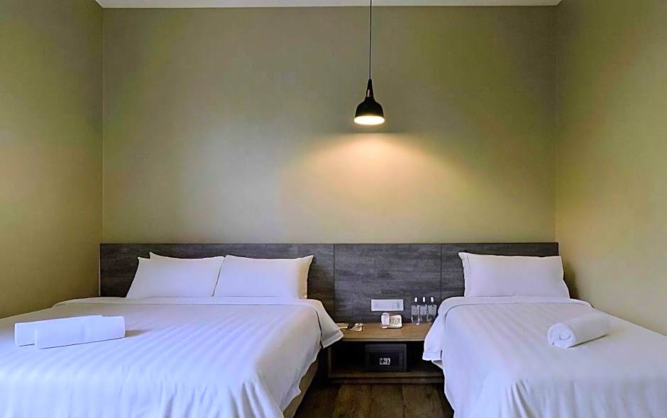 Chariton Hotel Alma