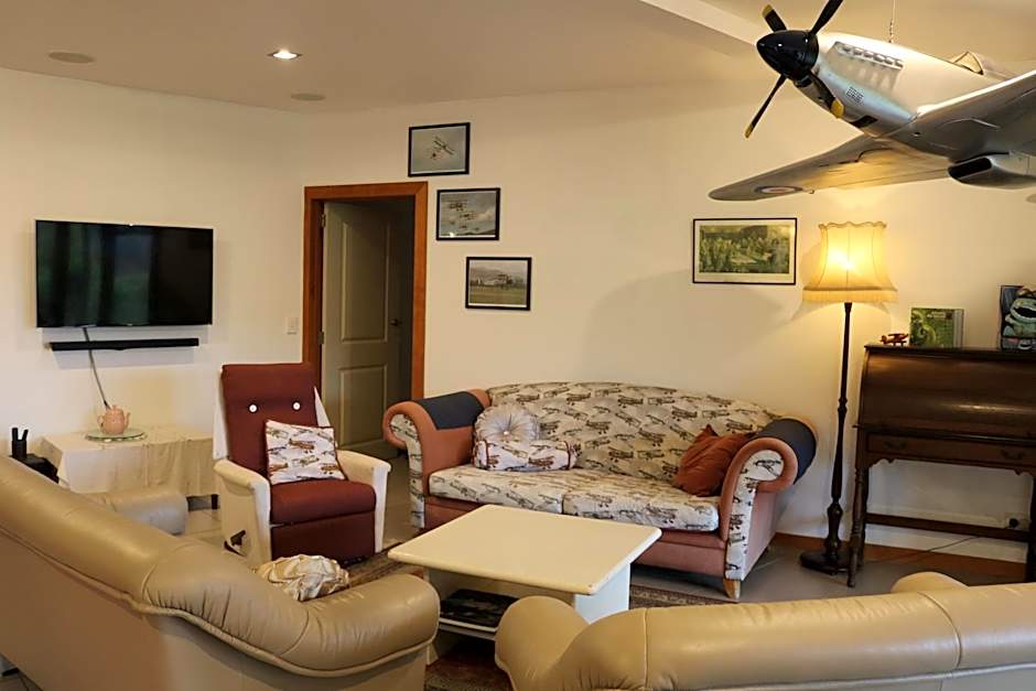 Waiotahi Valley Lodge