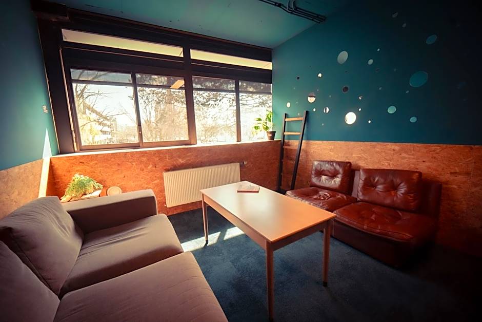 Urban Hotel The Golden Stork