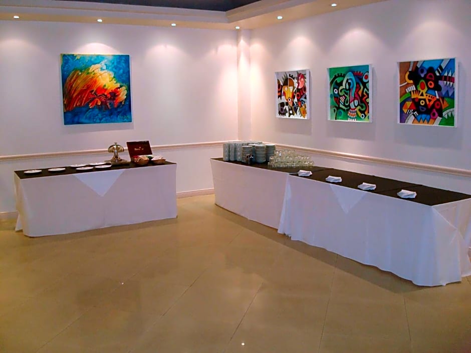 Centuria Hotel Buenos Aires