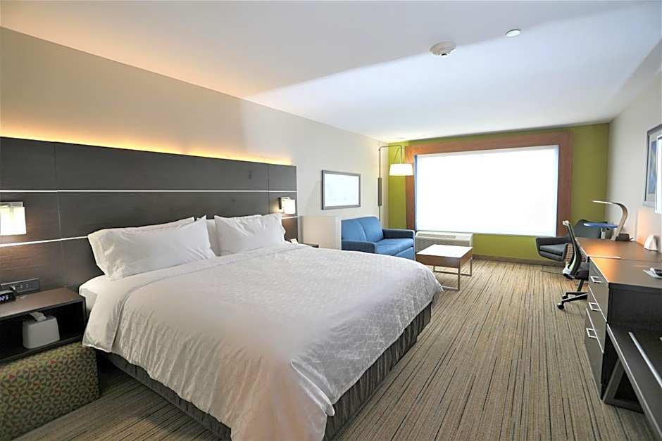 Holiday Inn Express And Suites Forney By IHG