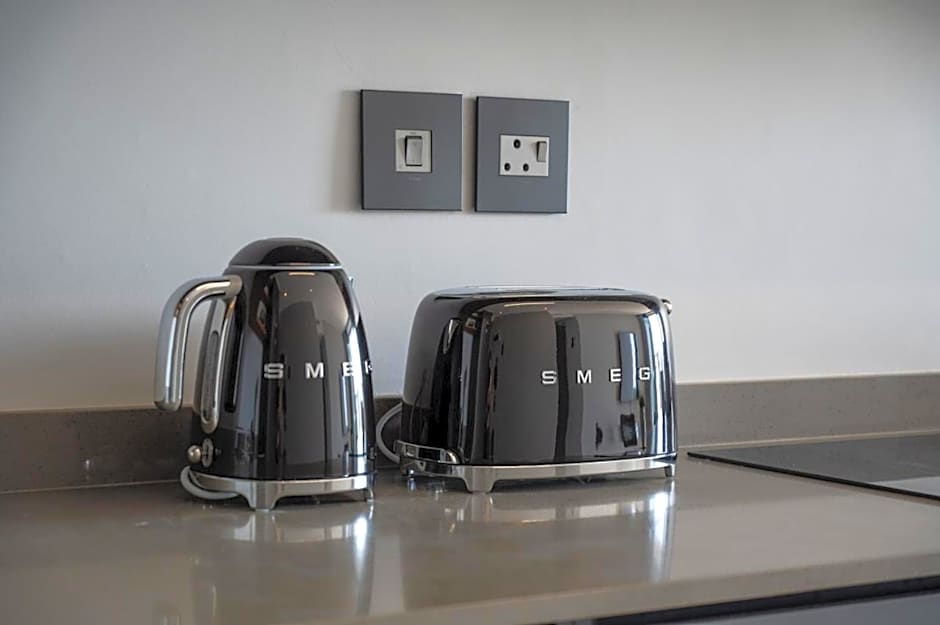 Luxury Bellagio 304 Two Bed with Inverter