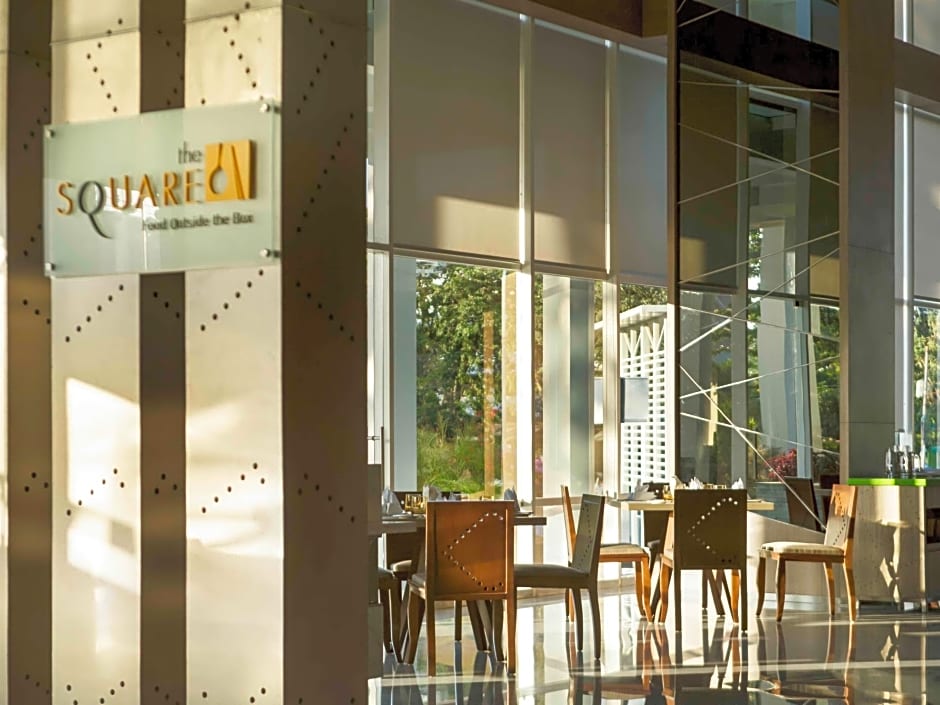 Novotel Makassar Grand Shayla Hotel