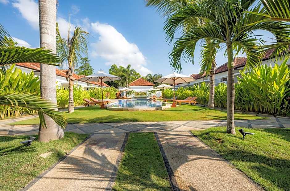 Nomada Villas - Giant Pool - Private Kitchen - Free Gym Access - Up to 40Mbps WiFi