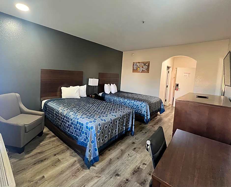 Photo 1 of 5 of 2 Queen Beds