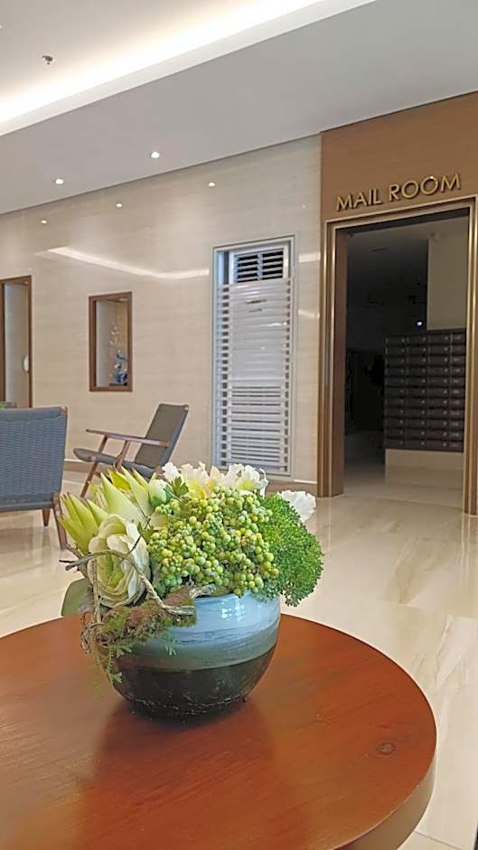 SMDC Coast Residences near PICC World Trade Center MOA