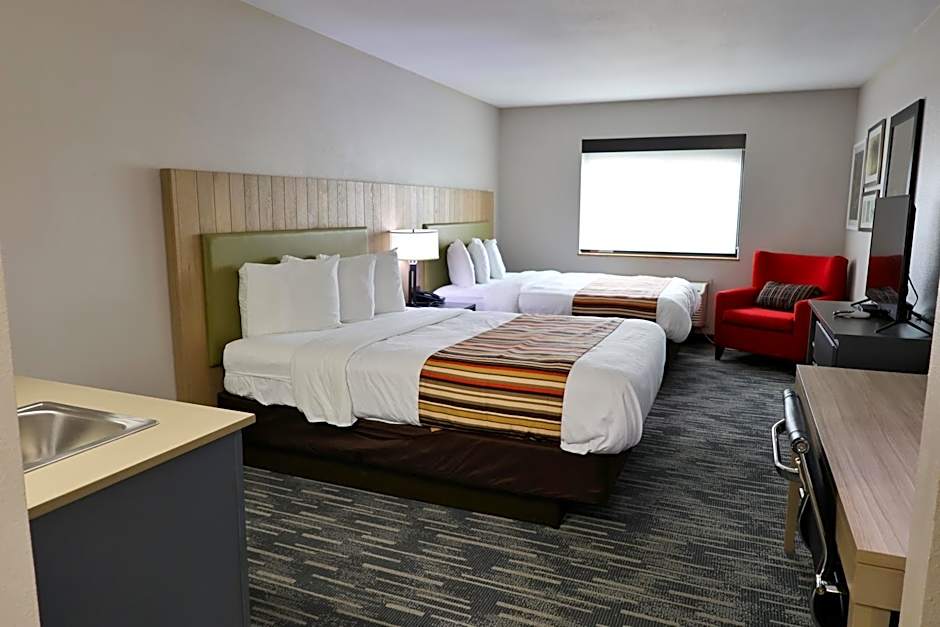 Photo 1 of 5 of 2 Queen Beds Suite