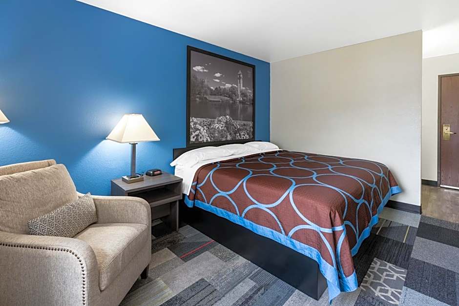 Super 8 by Wyndham Spokane Valley