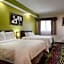 Days Inn & Suites by Wyndham Bonita Springs North Naples