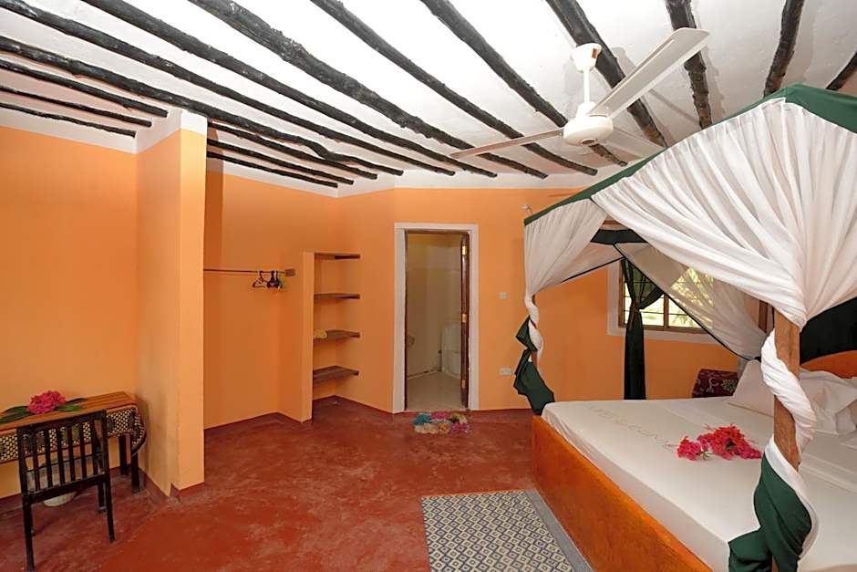 Kaure Sand Beach Lodge