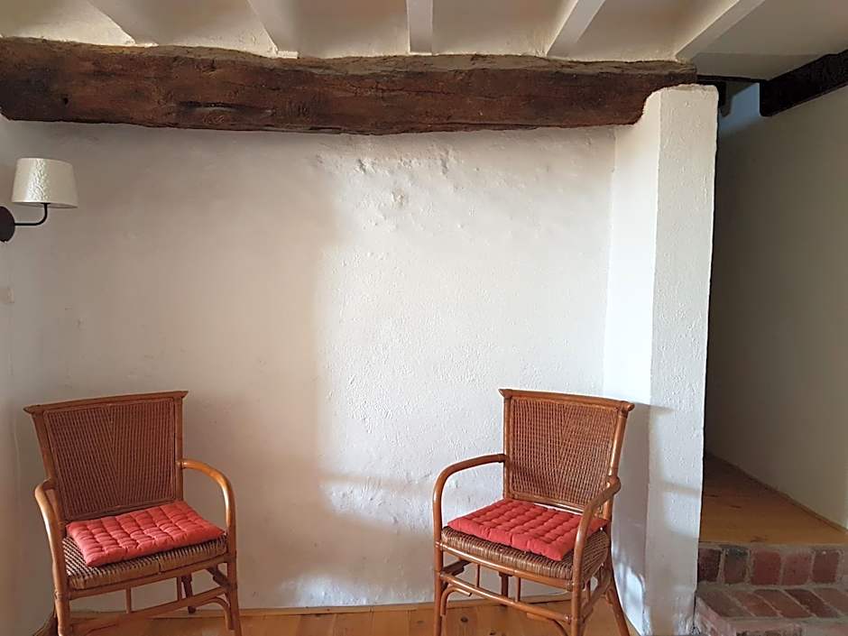 Le Petit Moulin
