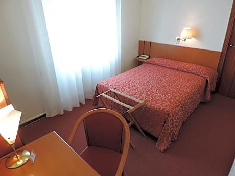 Economy Single Room