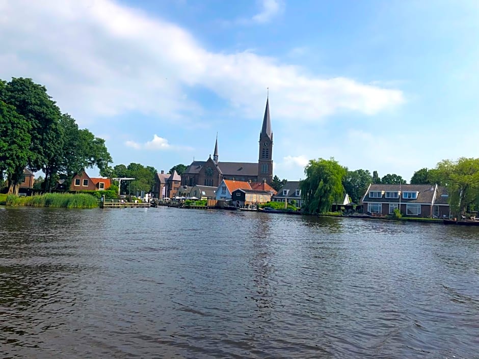 HUISJES AAN DE AMSTEL - Your home away from home