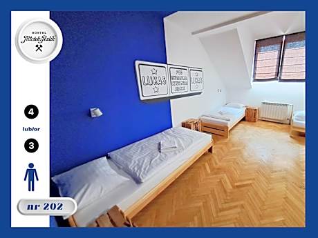 Quadruple Room with Private Bathroom