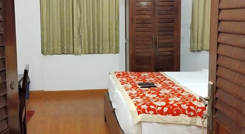 OLD LIGHTHOUSE BRISTOW HOTEL