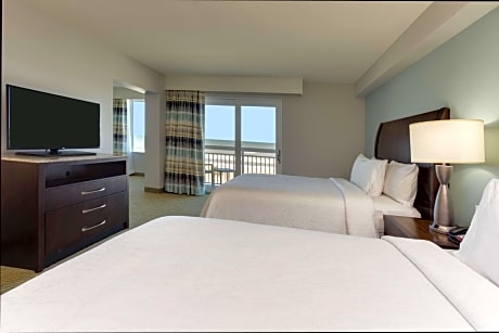 Deluxe Queen Room with Two Queen Beds and Balcony with Ocean-Front View