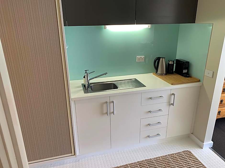 Lorne Studio Apartment