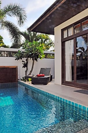 Pool Villa Hot Deal