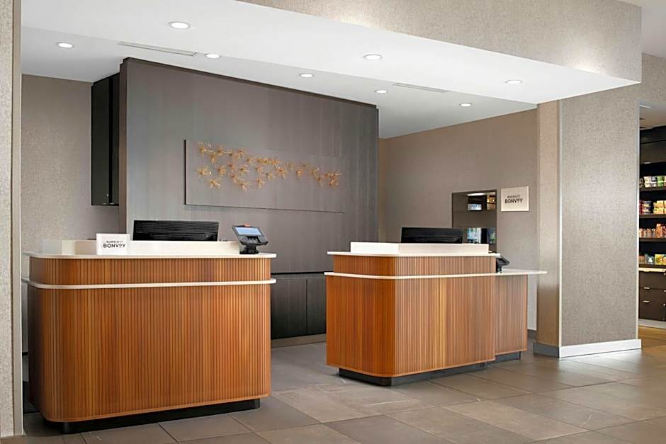 Courtyard by Marriott New Orleans Metairie