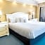 Oceanfront Litchfield Inn