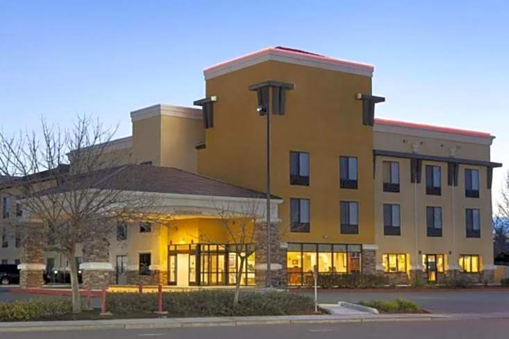 University Hotel Davis Area by IHG
