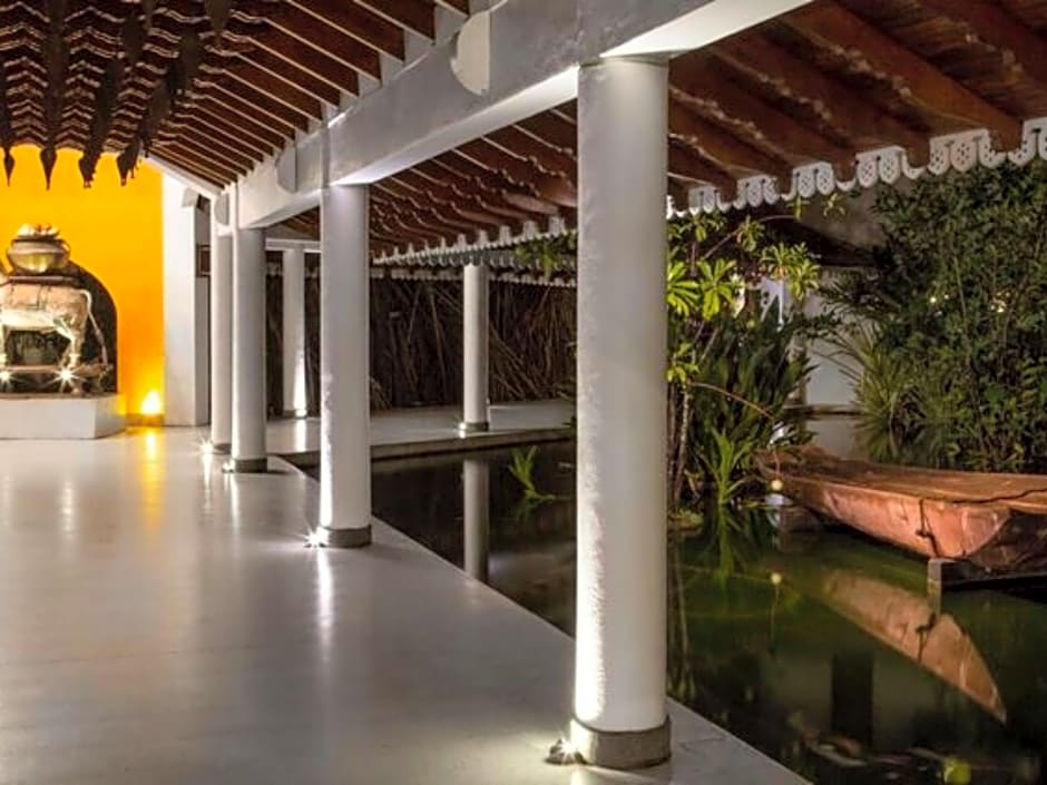 Tangerine Beach Hotel