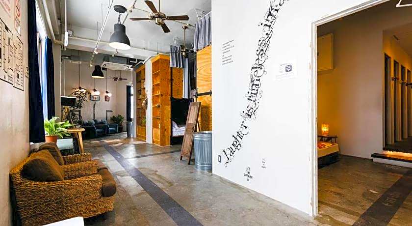 The Kitchen Hostel Ao