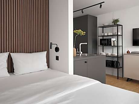 Compact Studio with Kitchen