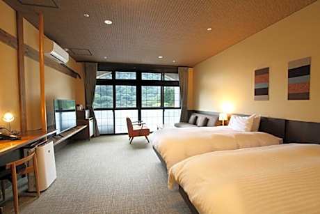 Wide twin/recommended Western-style room 32 square meters With shower