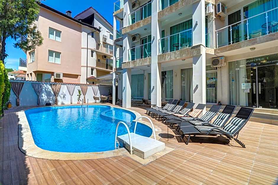 Jupiter 1 Family Hotel