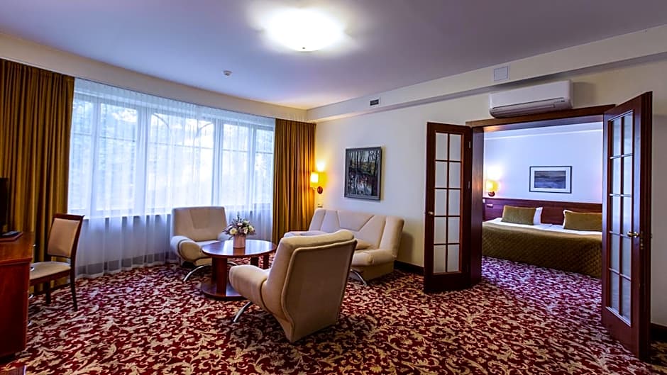 Suite, Jacuzzi® — 10 fotoğraftan 1. fotoğraf