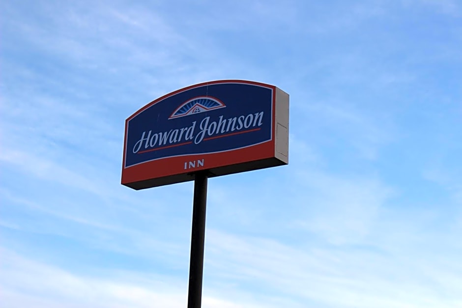 Howard Johnson by Wyndham Holbrook