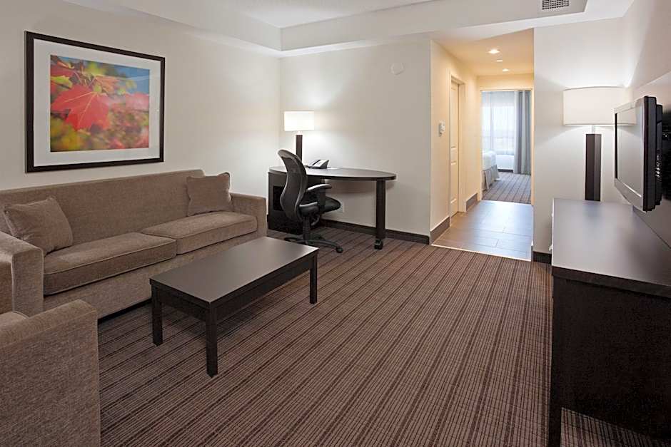 Holiday Inn Express & Suites New Liskeard By IHG