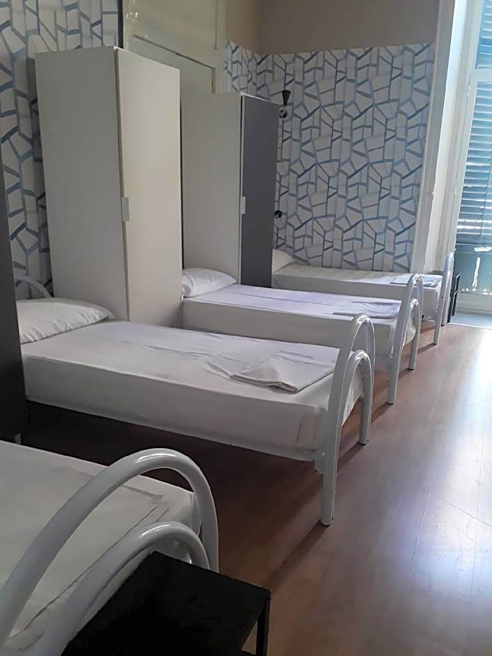 Balarm Hostel