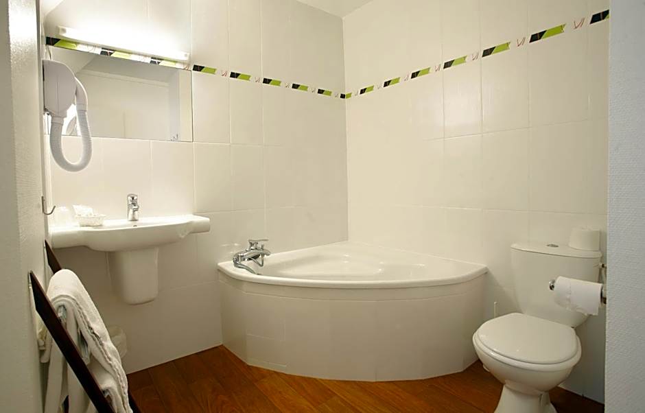 The Originals City, Hotel du Chateau, Pontivy (Inter-Hotel)