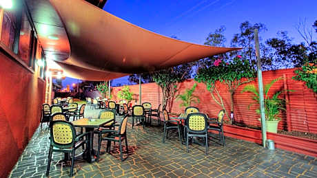 Halls Creek Motel