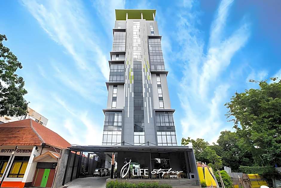 The Life Styles Hotel Surabaya
