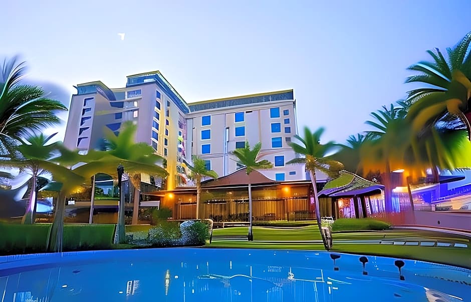 Queena Plaza Hotel