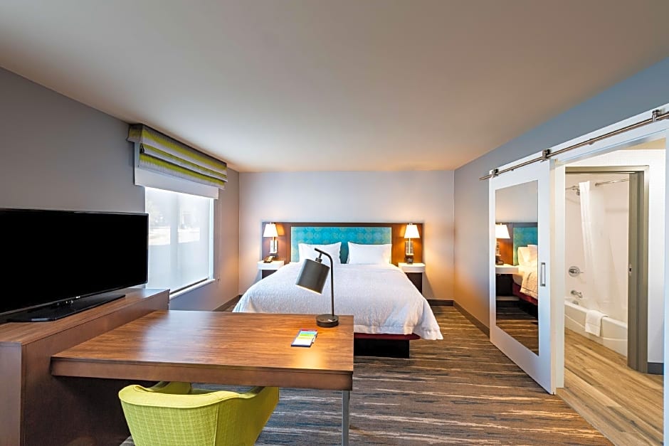 Photo 1 of 3 of Studio 1 King Bed, Mobility Accessible, Roll in Shower