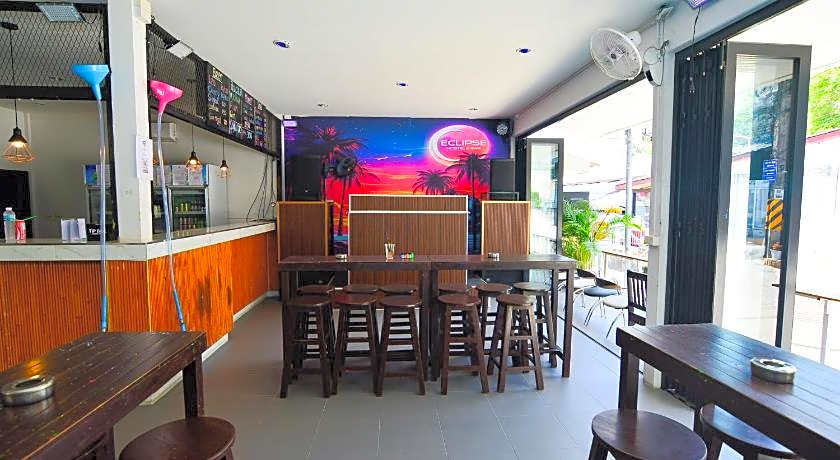 Eclipse Hostel and Bar