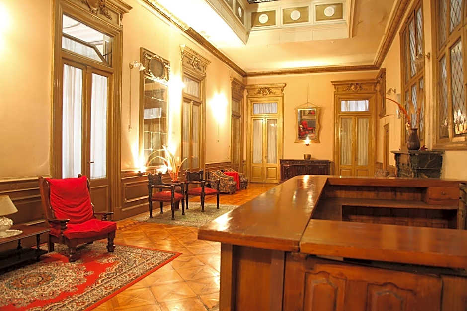 Hotel Reina